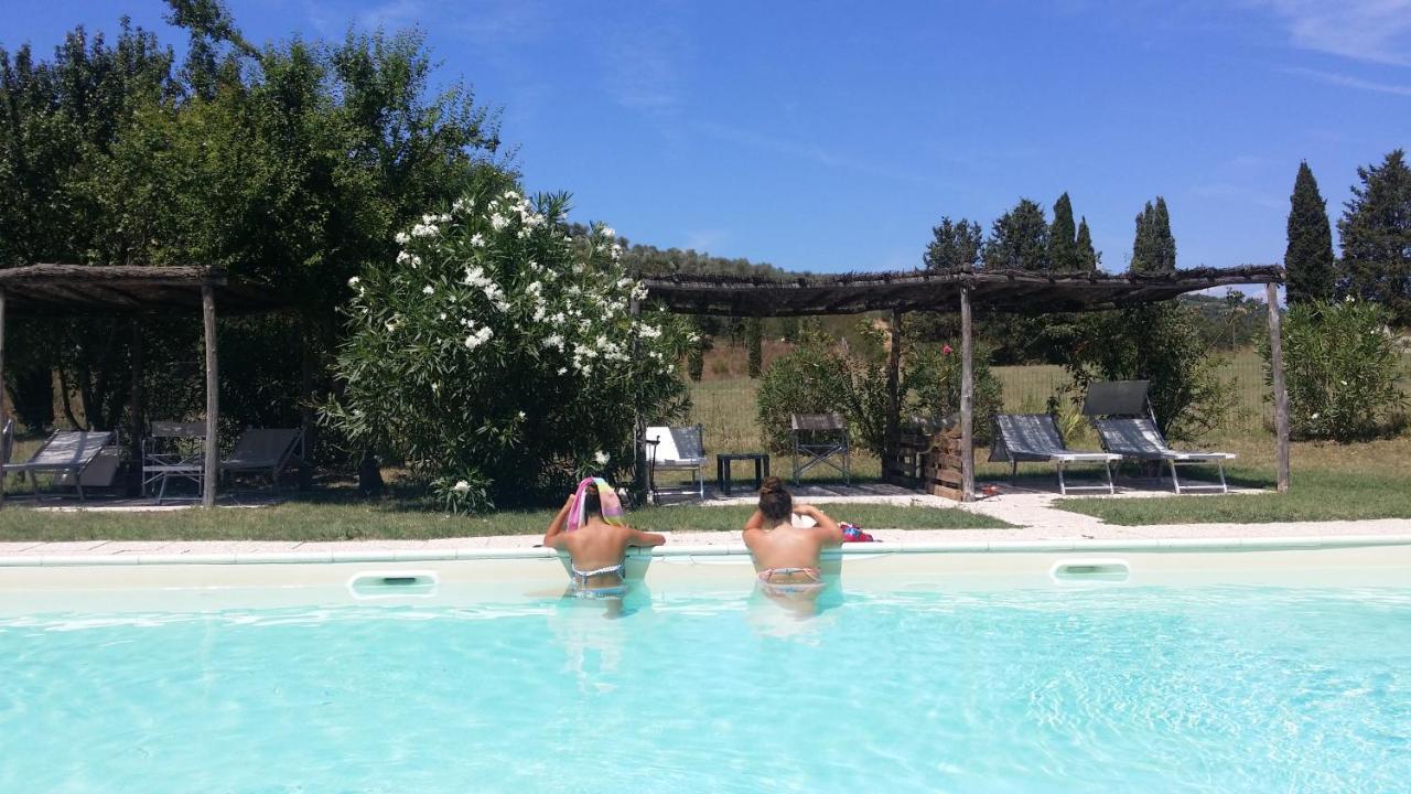 Agriturismo Lupo Vecchio โกรเซตโต ภายนอก รูปภาพ